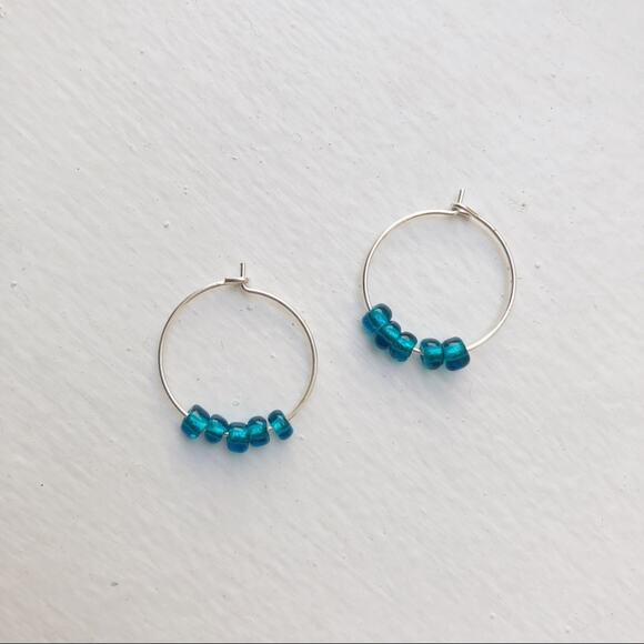 Deluxe bundle 9 pairs handmade silver beaded hoop earrings - Picture 10 of 11